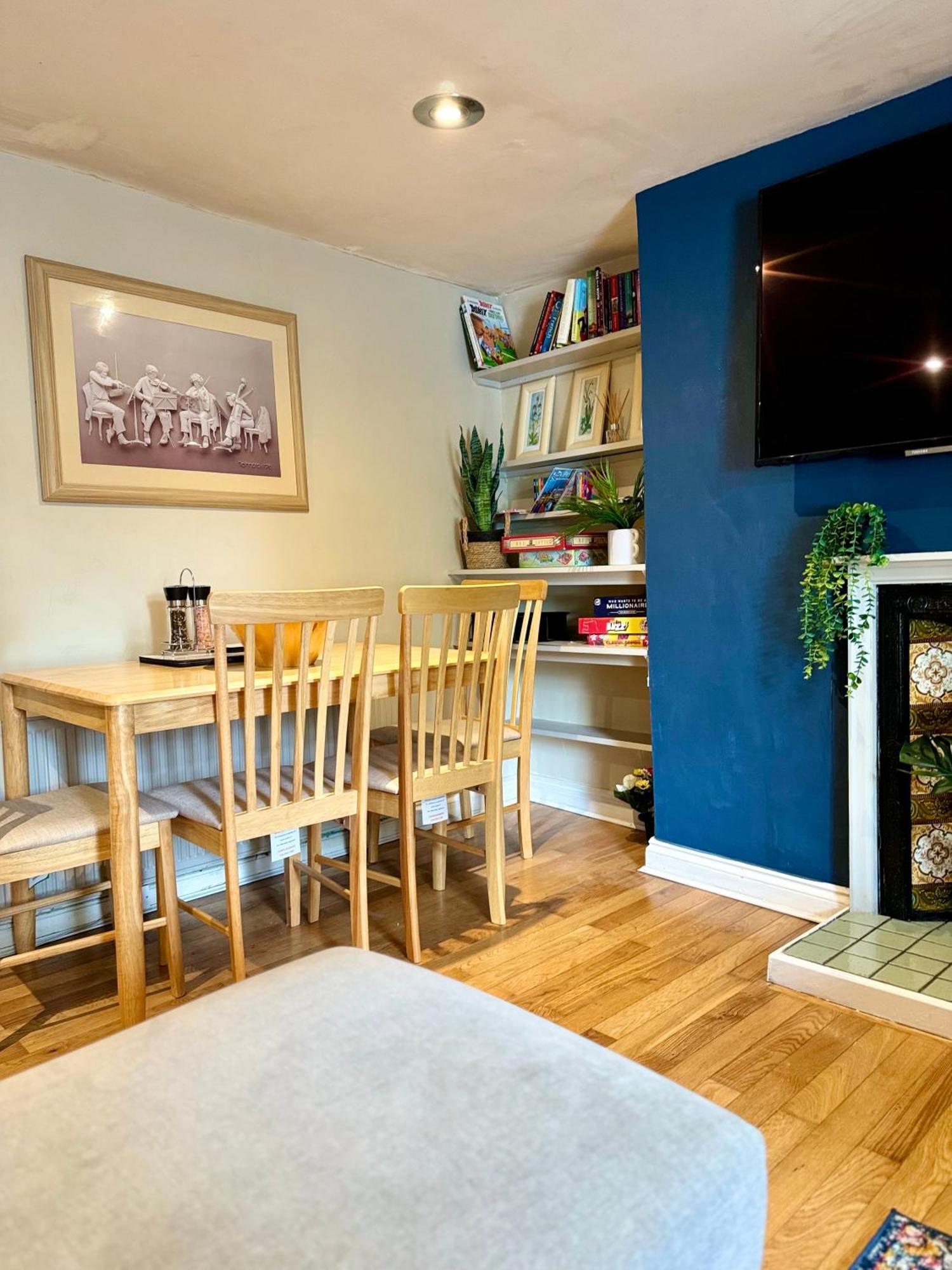 Beautiful Townhouse Next To Royal Victoria Park And Botanical Gardens Within Easy Walking Distance To Bath City Centre Ngoại thất bức ảnh